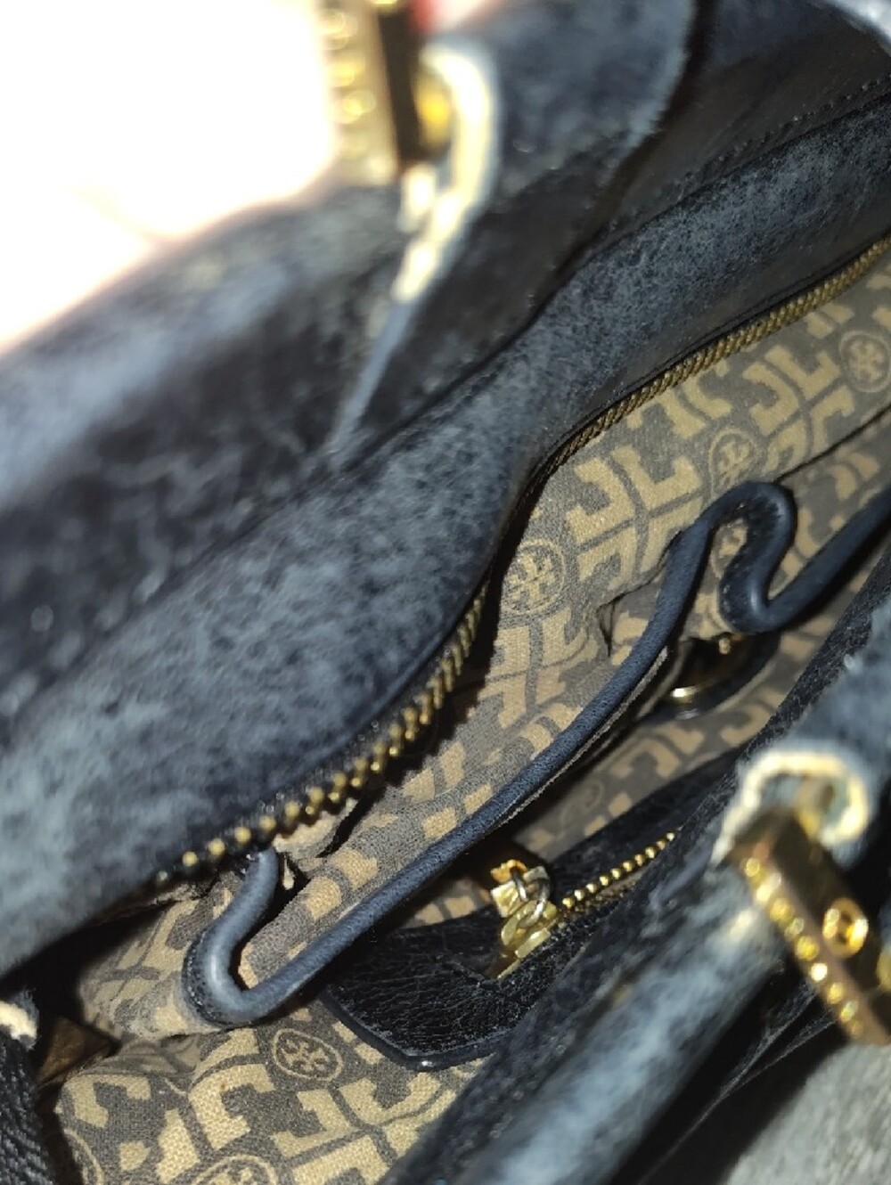 Tory Burch Holland Black And Gold Detailing Satchel - Picture 6 of 9